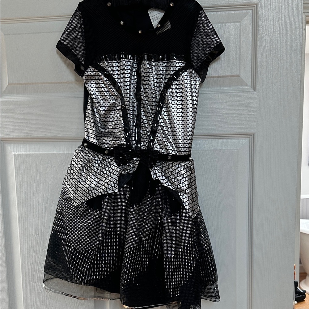Chic Black and White Geometric Halloween costume